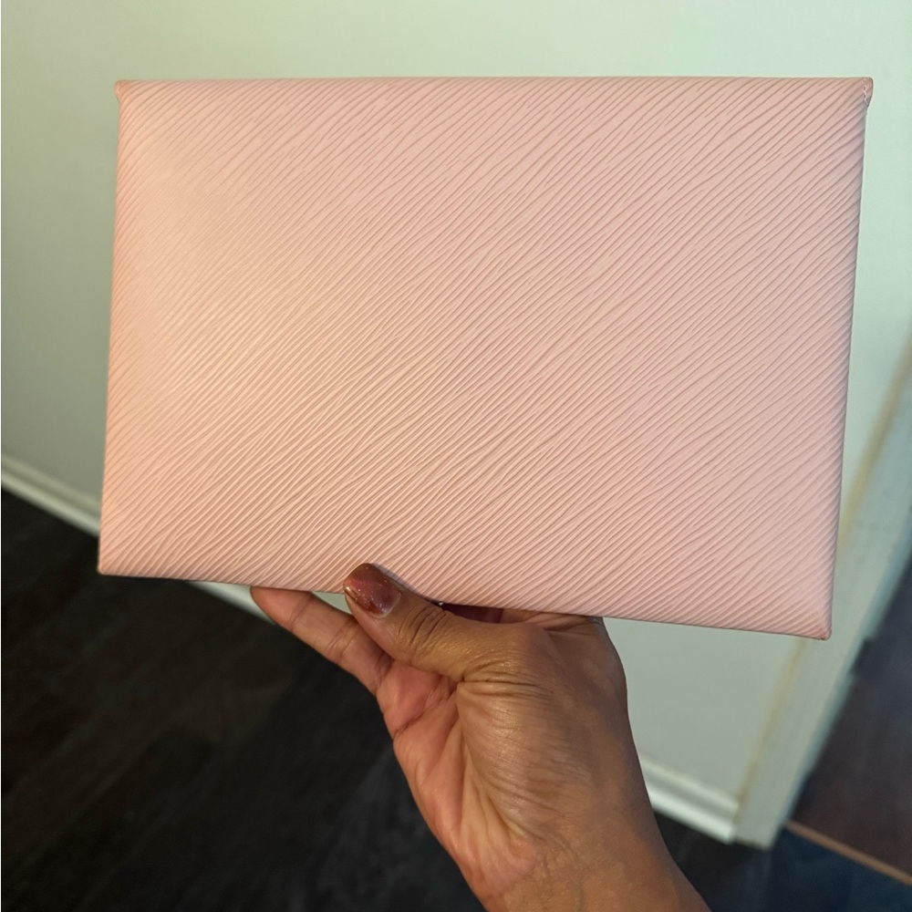 Louis Vuitton Light Pink Envelope Clutch - Picture 2 of 7